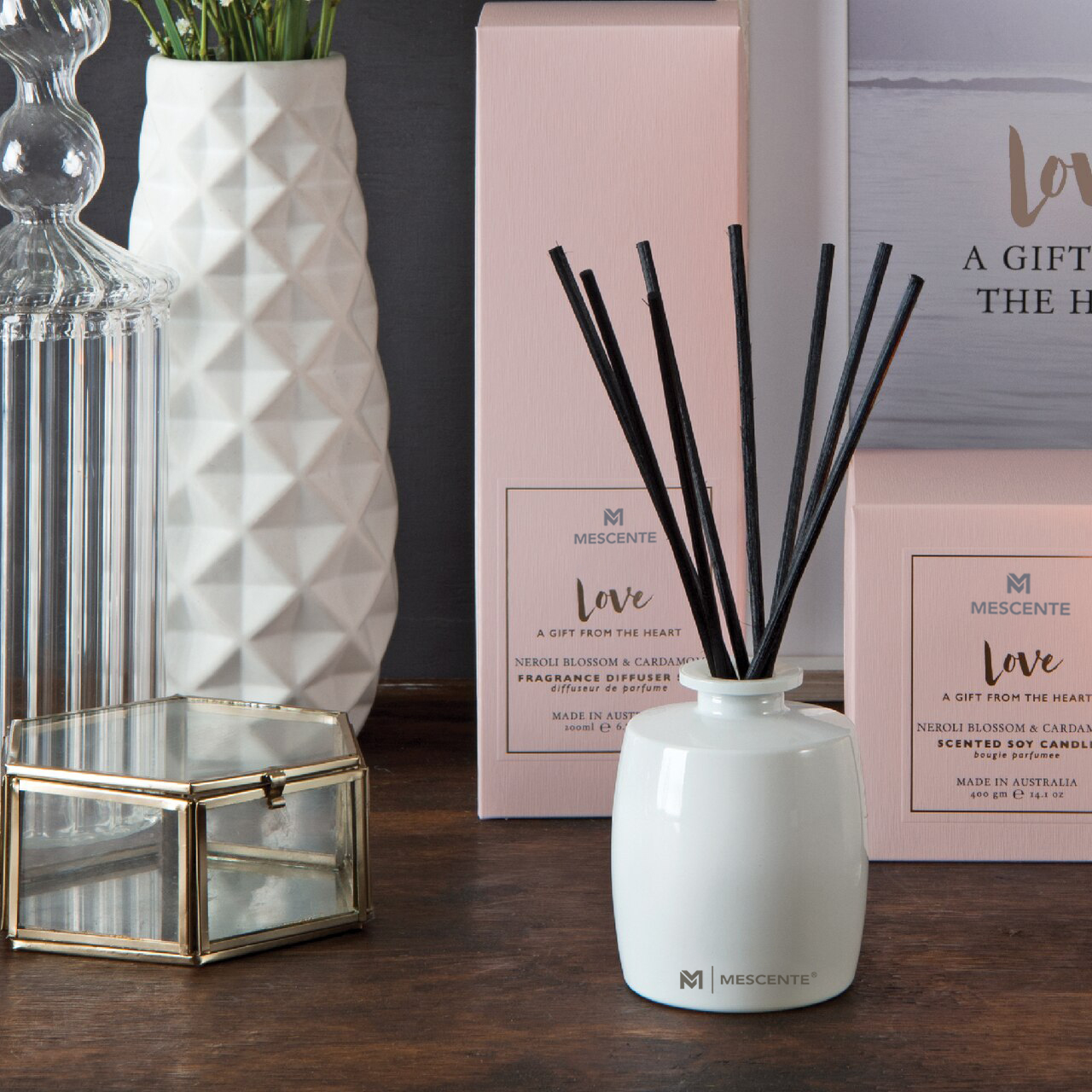M&Scent stor glasflaske Home Essentials Aroma Reed Diffuser Gavesæt med rattanstave