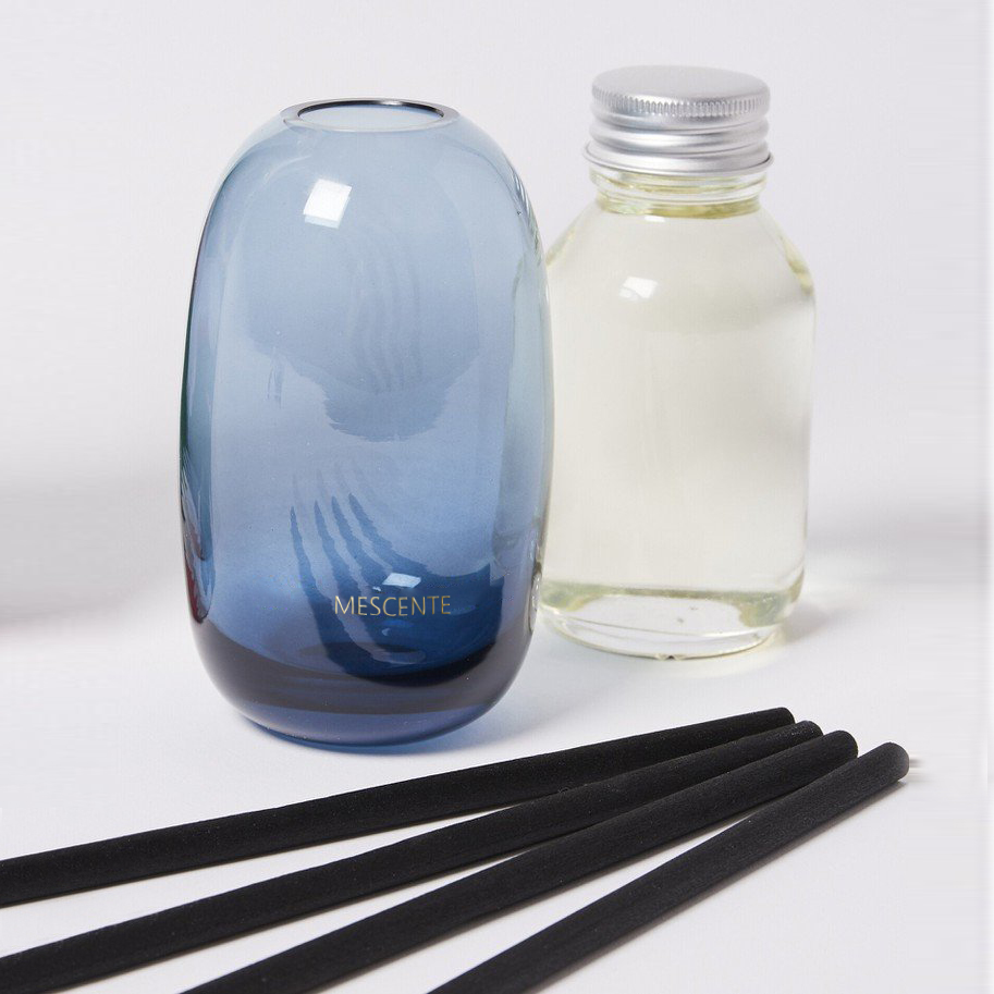 Luksus 100 ml 200 ml 500 ml diamant runde flasker Loris Sola Blomster Amber Crystal Eyfel Parfume Reed Diffuser Oil