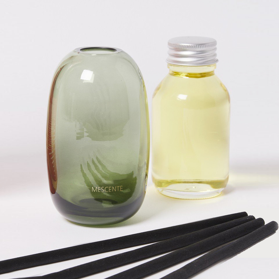 Luksus 100 ml 200 ml 500 ml diamant runde flasker Loris Sola Blomster Amber Crystal Eyfel Parfume Reed Diffuser Oil