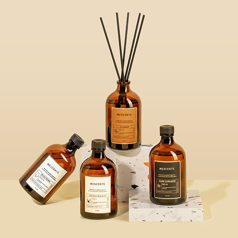 Stor sort og guld 100 ml iriserende luksusglas, farverig stav Fiber Reed Diffuser Luftfrisker Opløsningsmiddel