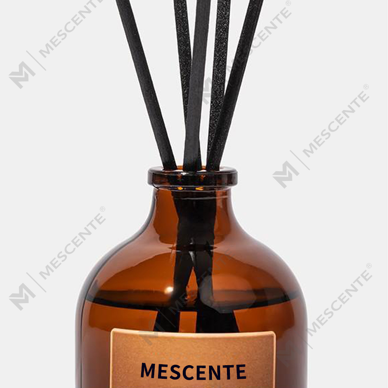 Stor sort og guld 100 ml iriserende luksusglas farverige stave Fiber reed diffuser luftfrisker Opløsningsmiddel