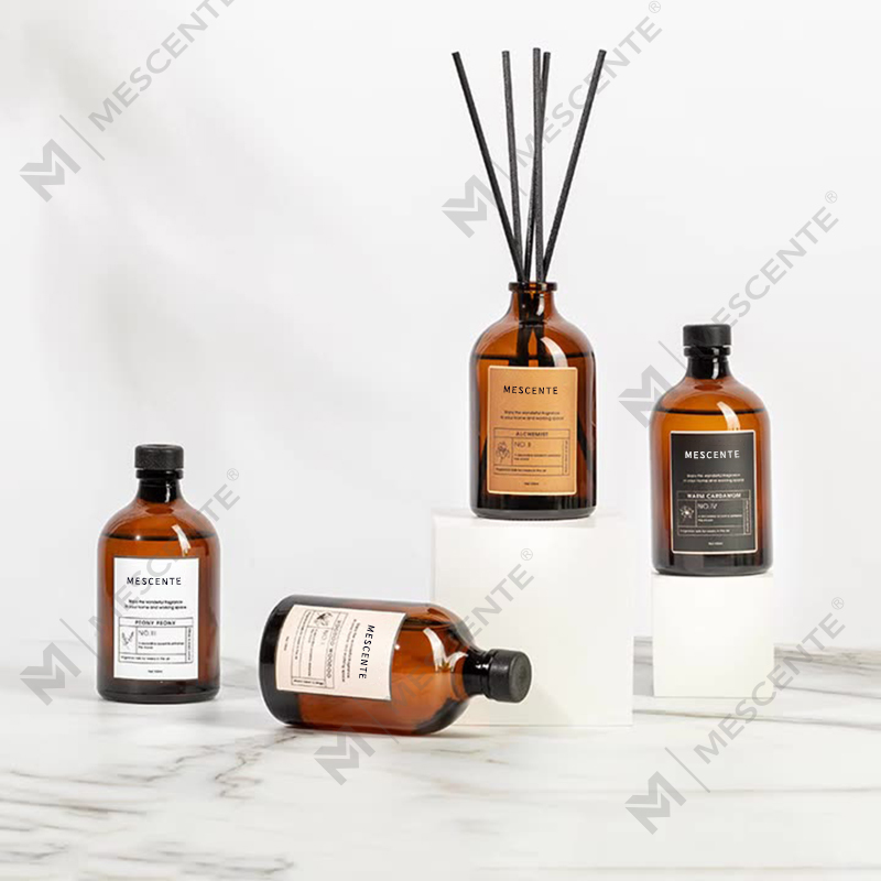 Stor sort og guld 100 ml iriserende luksusglas farverige stave Fiber reed diffuser luftfrisker Opløsningsmiddel