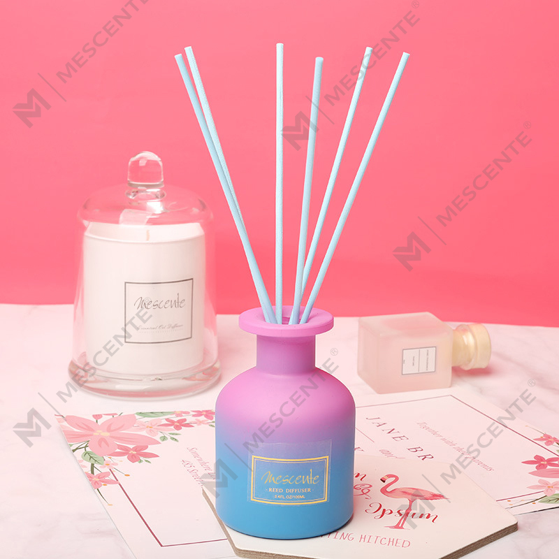 M&Scent private label rundflaske hjemmeduft reed diffuser