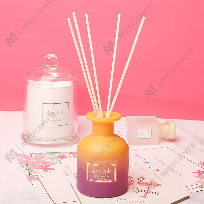 M&Scent private label rundflaske hjemmeduft reed diffuser