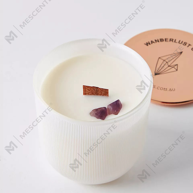 Engros luksus marmor skinnende logo krystal infunderet perle chakra aromaterapi duftende sojavoks stearinlys